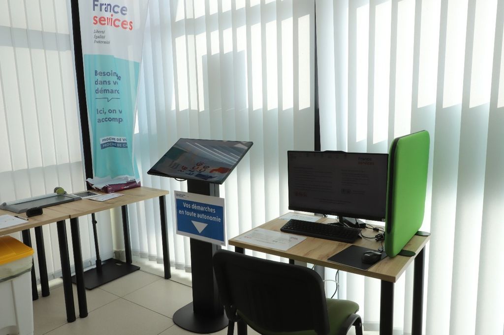 Les Espaces France Services un service essentiel de l'accès aux droits 04 - Communauté d'agglomération Chauny Tergnier La Fère Les conseillers France Services de Chauny et de La Fère - Communauté d'agglomération Chauny Tergnier La Fère.